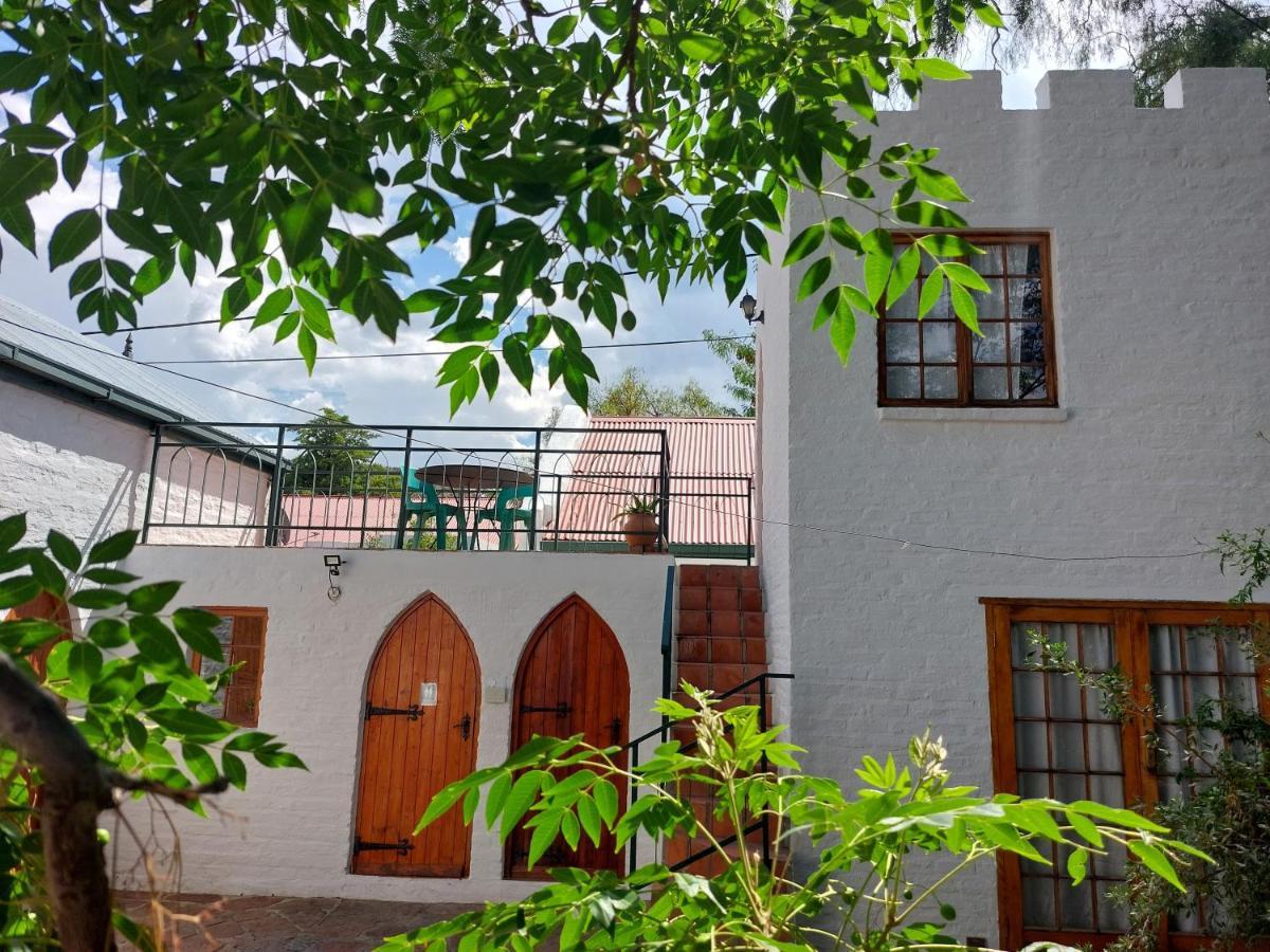 Bethesda Tower Accommodation Nieu-Bethesda Exterior photo